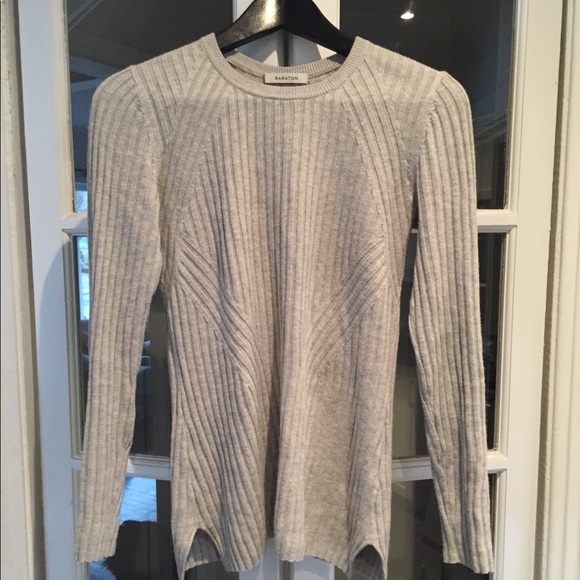 Aritzia Sweaters - Aritzia Babaton sweater. Size small Aritzia Sweaters - Aritzia Babaton sweater. Size small